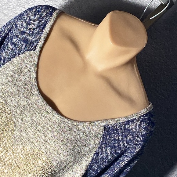 LANE BRYANT - blouse: knit asymmetric grey & blue s/s w stud silver 🩶- 14/16 - Picture 10 of 16